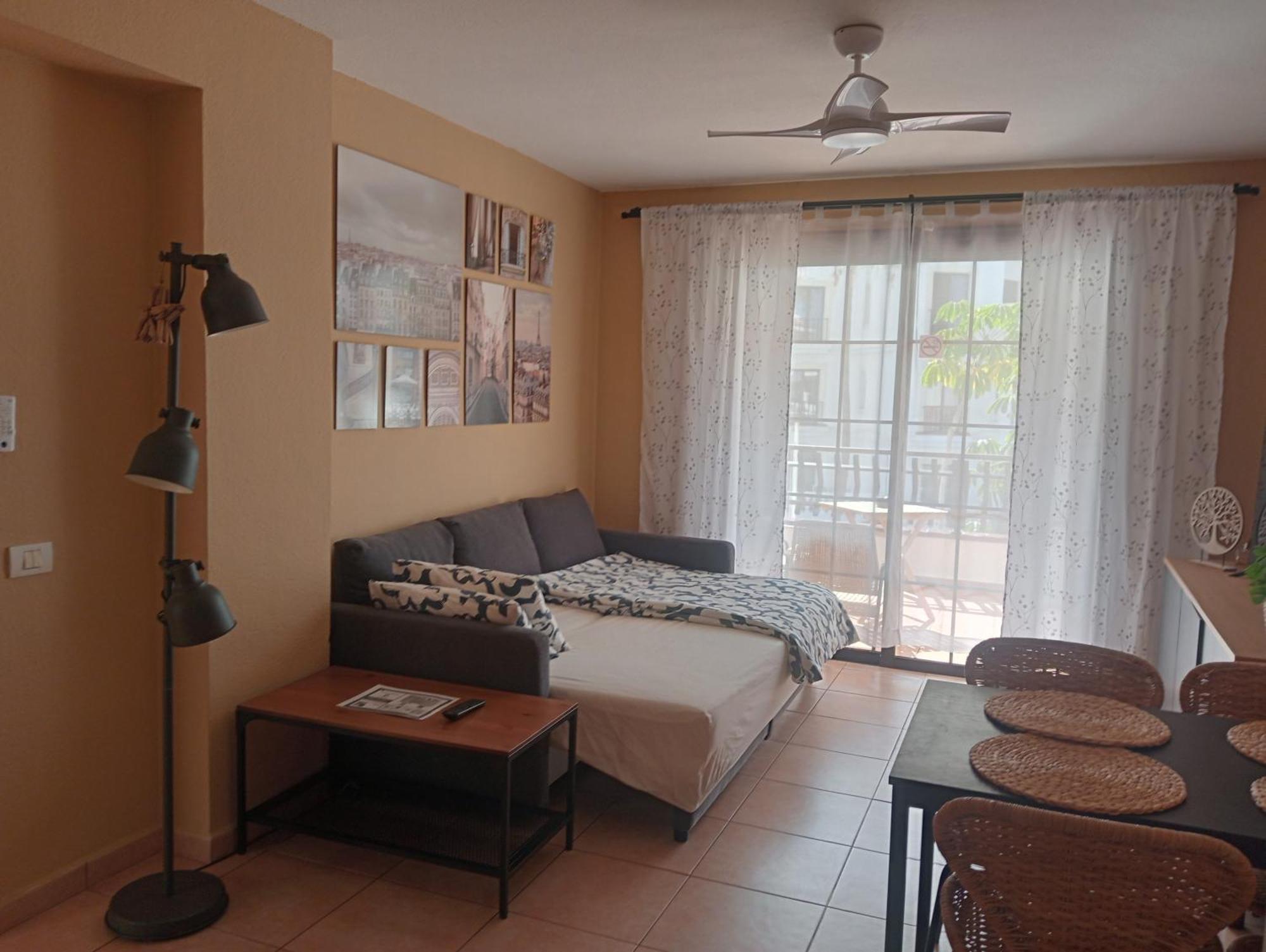 Greatly Located Apartment With Heated Pool, Los Cristianos Los Cristianos  Eksteriør billede